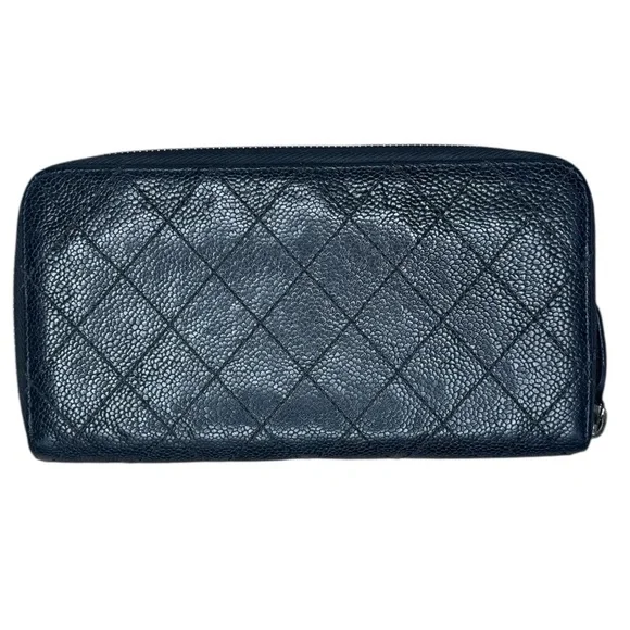 Chanel Reissue Matelasse Caviar Wallet - Picture 4 of 8